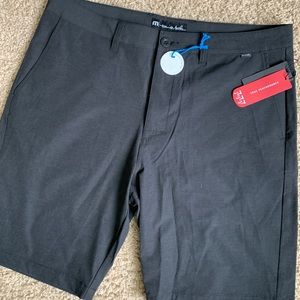 NWT Travis Mathew sz 36 All In short